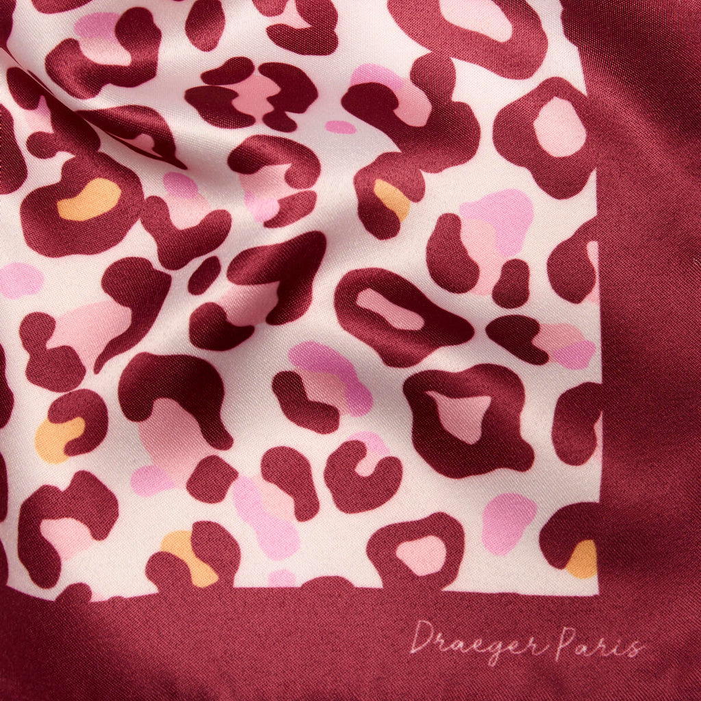 Cuadrado Chic Leopardo rojo 3