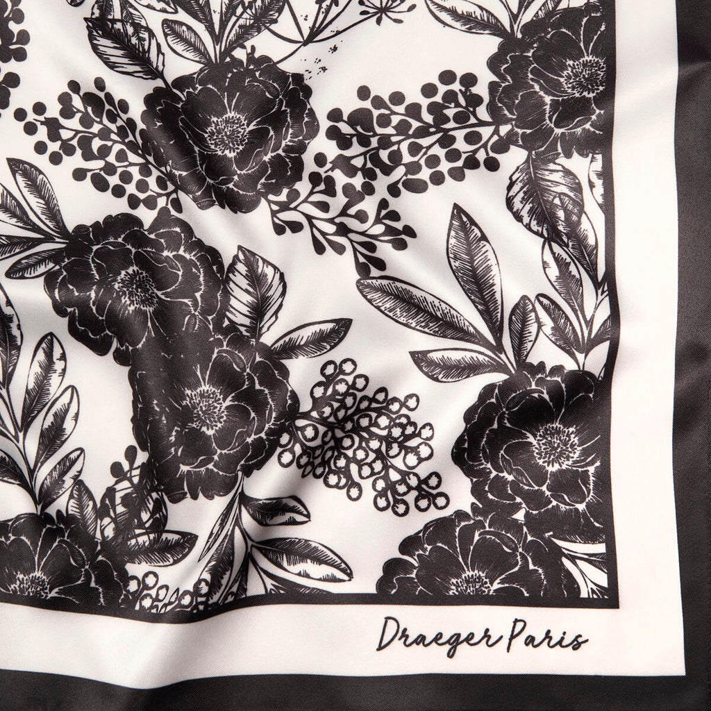 Gran Cuadrado Chic Flores negro 3
