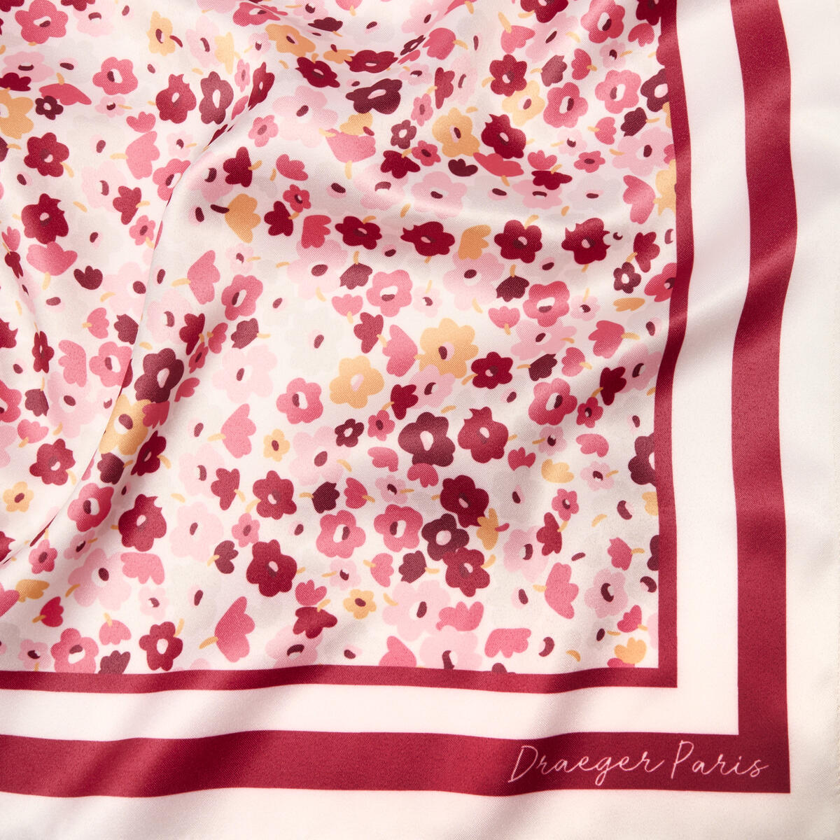 Gran Cuadrado Chic Liberty rojo 3
