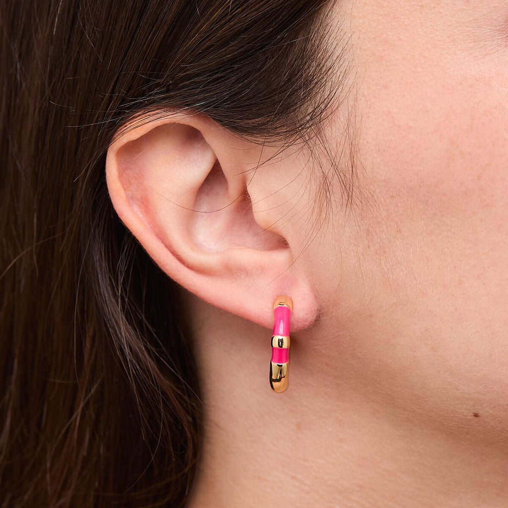 Pendientes de Aro Dorados con Esmalte Rosa 4