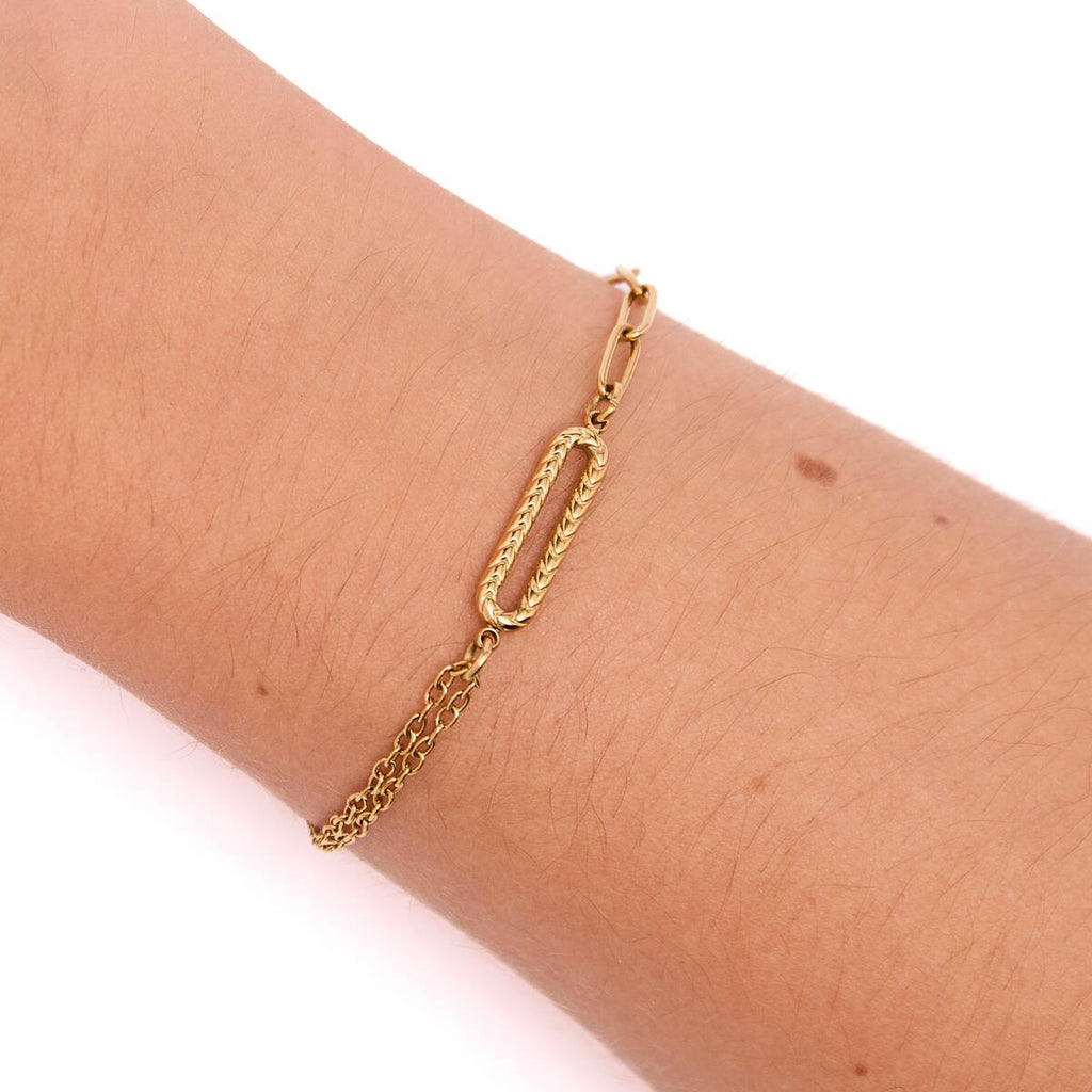 Pulsera Dorada con Eslabones Rectangulares 4