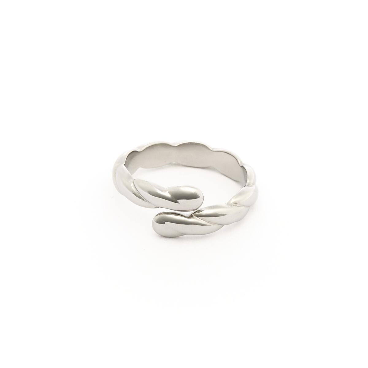 Anillo Plateado Trenzado 1