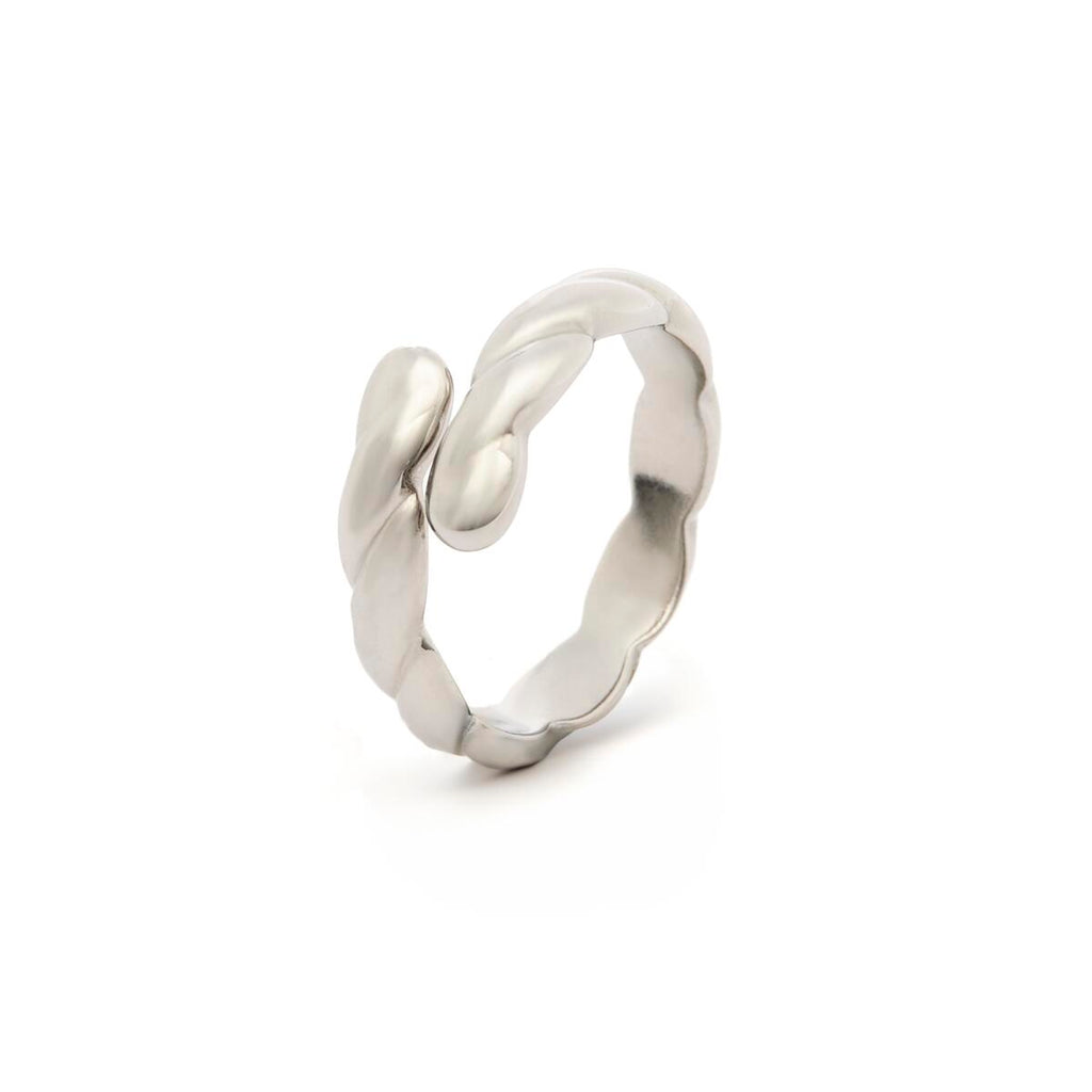 Anillo Plateado Trenzado 2