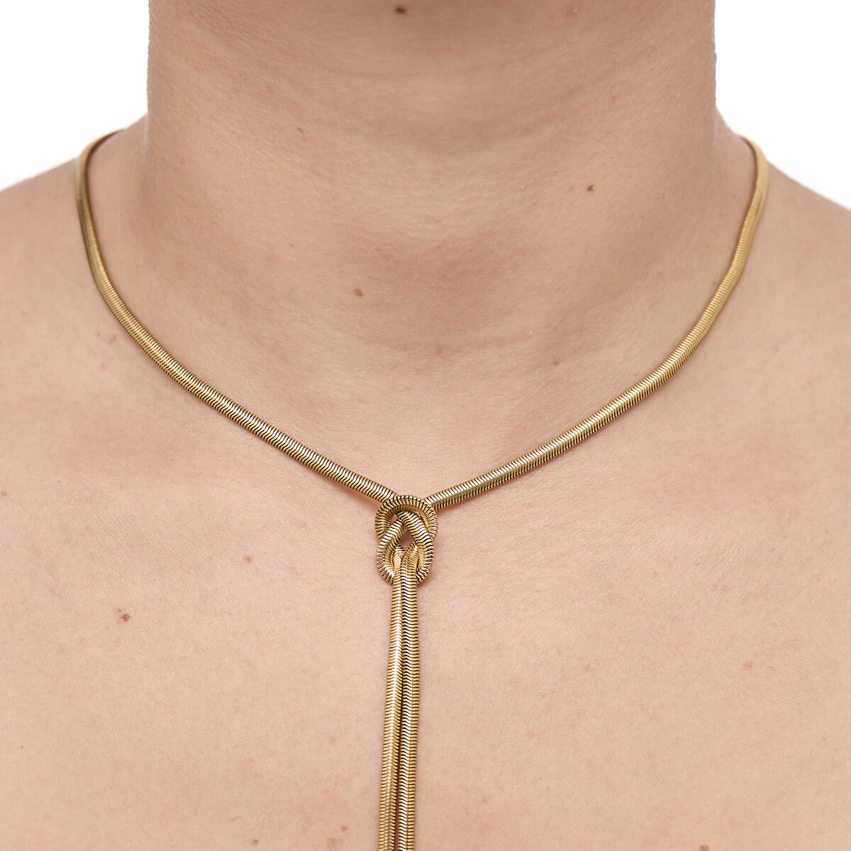Collar Largo Dorado 4