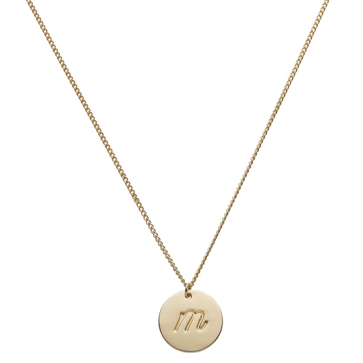 Collar con letra M 2